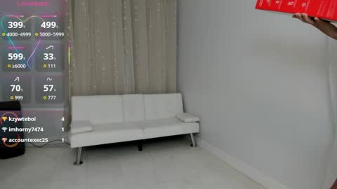 Snapshot of mikmagik chatting on 11/05/25, 03:23 Mikaylah online show from 11/05/25, 03:23