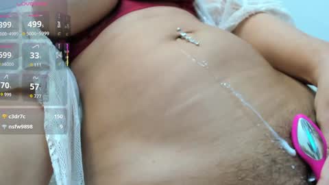 Snapshot of mikmagik chatting on 11/11/25, 01:44 Mikaylah online show from 11/11/25, 01:44