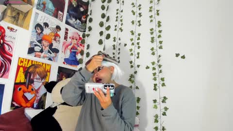   miku katsuragi  online show from 01/07/25, 07:10