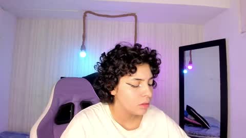   miku katsuragi  online show from 09/29/25, 01:33