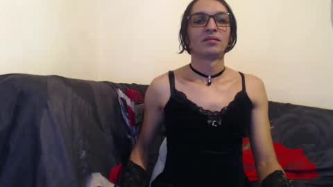Snapshot of mikyzazo chatting on 01/01/25, 03:57 Miky Zazo online show from 01/01/25, 03:57
