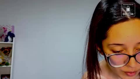 Snapshot of mila_2315 chatting on 03/01/26, 01:18 Mila and albert online show from 03/01/26, 01:18