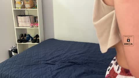 Mila and albert online show from 04/28/26, 08:14