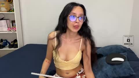 Mila and albert online show from 05/02/26, 12:37