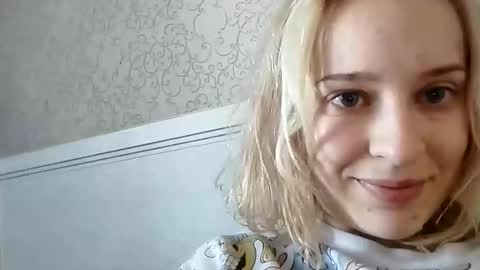 Snapshot of mila_420 chatting on 09/29/25, 09:03 Mila 420 online show from 09/29/25, 09:03