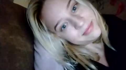 Snapshot of mila_420 chatting on 12/20/25, 11:50 Mila 420 online show from 12/20/25, 11:50