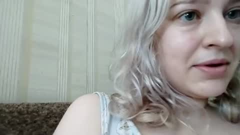 Snapshot of mila_420 chatting on 06/16/26, 05:21 Mila 420 online show from 06/16/26, 05:21