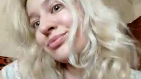 Snapshot of mila_420 chatting on 07/18/26, 05:33 Mila 420 online show from 07/18/26, 05:33