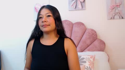 mila_adamss online show from 05/31/26, 10:55