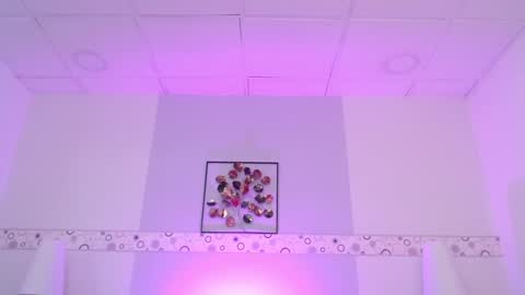 Mila  online show from 12/08/24, 08:04