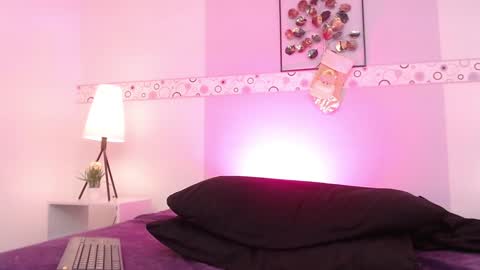 Mila  online show from 12/14/24, 11:12