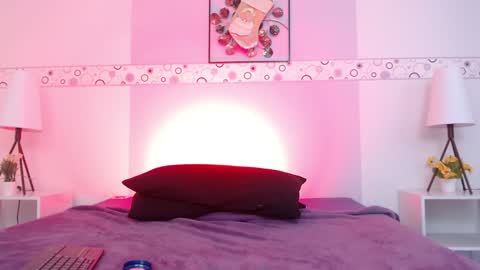 Mila  online show from 12/29/24, 02:49