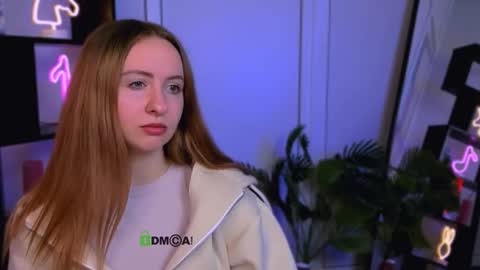 mila_glow online show from 09/28/25, 08:42