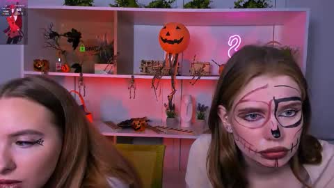 mila_glow online show from 10/29/25, 08:43