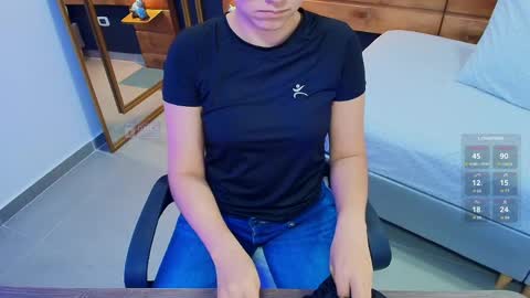 Milena  online show from 06/03/26, 11:24