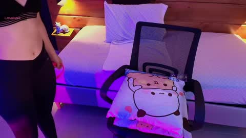 Milena  online show from 06/07/26, 10:52