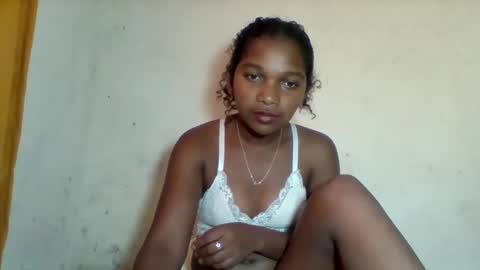 mila_lunah online show from 03/21/26, 09:58