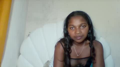 Snapshot of mila_lunah chatting on 05/13/26, 02:36 mila_lunah online show from 05/13/26, 02:36