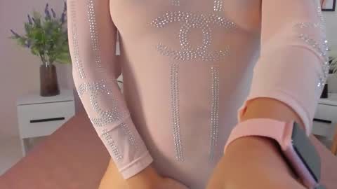 Snapshot of mila_santanaa chatting on 05/12/26, 08:28 mila_santanaa online show from 05/12/26, 08:28