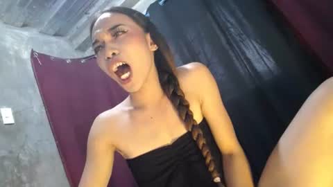 Snapshot of mila_seductressxx chatting on 06/19/26, 01:21 mila_seductressxx online show from 06/19/26, 01:21