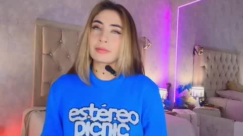Snapshot of mila_smirnovavk chatting on 03/23/26, 03:54 MILA online show from 03/23/26, 03:54