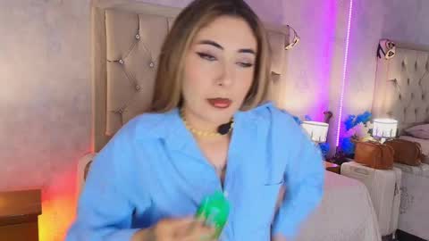 Snapshot of mila_smirnovavk chatting on 03/24/26, 04:06 MILA online show from 03/24/26, 04:06