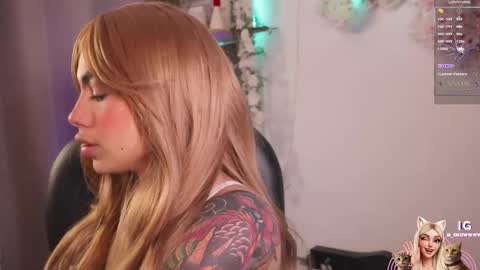 Snapshot of mila_snoow chatting on 11/24/25, 06:40 M I L A online show from 11/24/25, 06:40