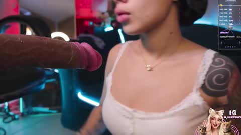 Snapshot of mila_snoow chatting on 02/18/26, 11:39 M I L A online show from 02/18/26, 11:39