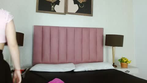 milaa_01 online show from 03/12/26, 11:27