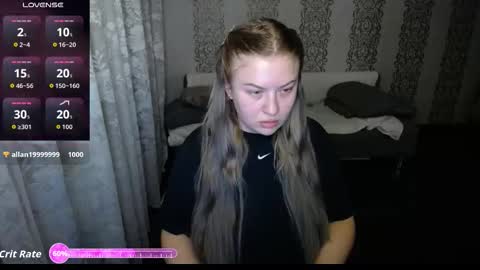 Snapshot of milabrenda chatting on 10/31/25, 07:15 Mila online show from 10/31/25, 07:15