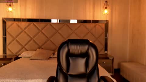 Snapshot of milacoleman chatting on 05/13/26, 03:04 Mila online show from 05/13/26, 03:04