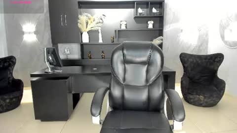 Snapshot of milacoleman chatting on 06/10/26, 03:07 Mila online show from 06/10/26, 03:07