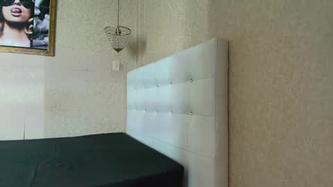 Snapshot of miladiosa chatting on 10/29/25, 11:56 miladiosa online show from 10/29/25, 11:56