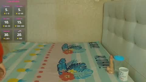 Snapshot of miladiosa chatting on 11/19/25, 11:43 miladiosa online show from 11/19/25, 11:43