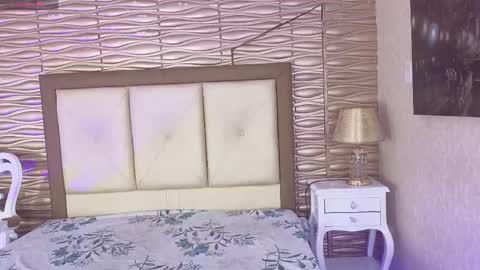 miladiosa online show from 05/29/26, 12:25