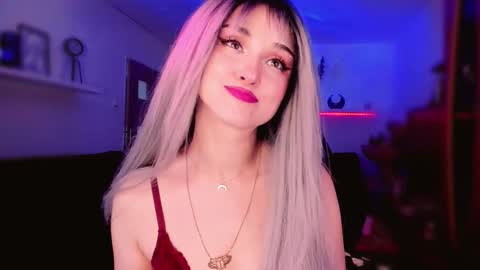 MiladyJolie online show from 05/11/26, 12:33
