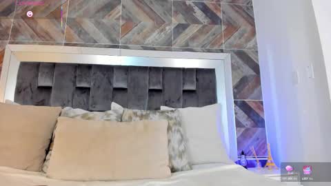    online show from 09/13/25, 10:37