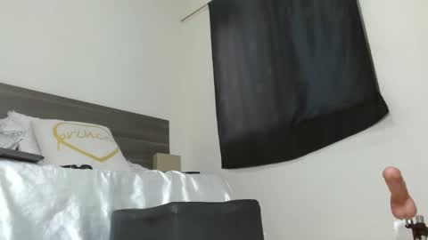 mila online show from 03/04/25, 07:41