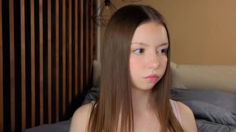Mila online show from 05/09/26, 03:17