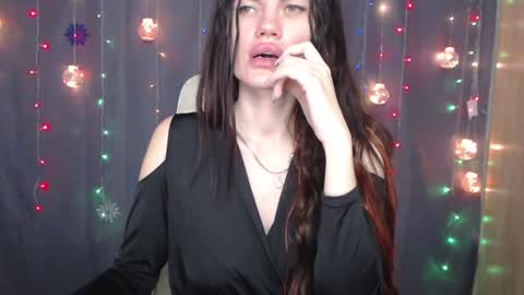 Snapshot of milaloona chatting on 01/07/25, 10:11 Milaloona online show from 01/07/25, 10:11