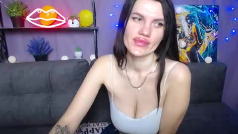 Snapshot of milaloona chatting on 01/27/25, 01:30 Milaloona online show from 01/27/25, 01:30