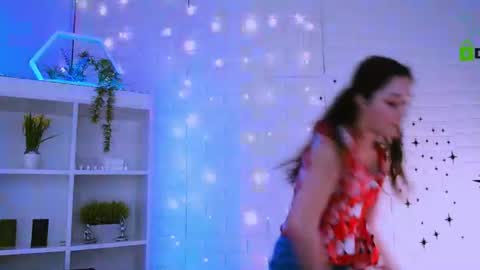 milamiuuu online show from 06/11/26, 02:59