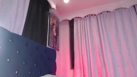 Milan Anxel online show from 05/02/26, 01:54