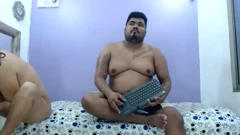 milan and sofia online show from 12/21/25, 02:19