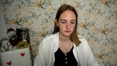 Milana online show from 09/11/25, 05:51