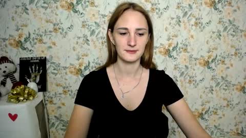 Milana online show from 09/29/25, 06:40