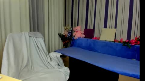 MilanaAlvis online show from 11/20/25, 07:19