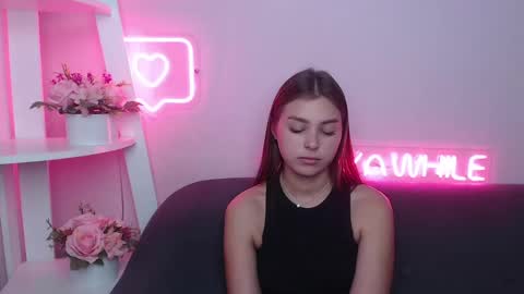 Snapshot of milanaangelas chatting on 02/21/25, 08:51 milanaangelas online show from 02/21/25, 08:51