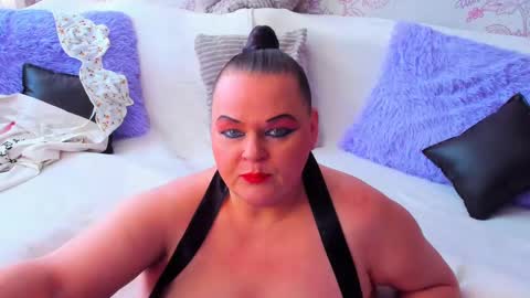 Lana online show from 02/19/25, 12:33