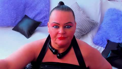 Lana online show from 02/21/25, 10:39